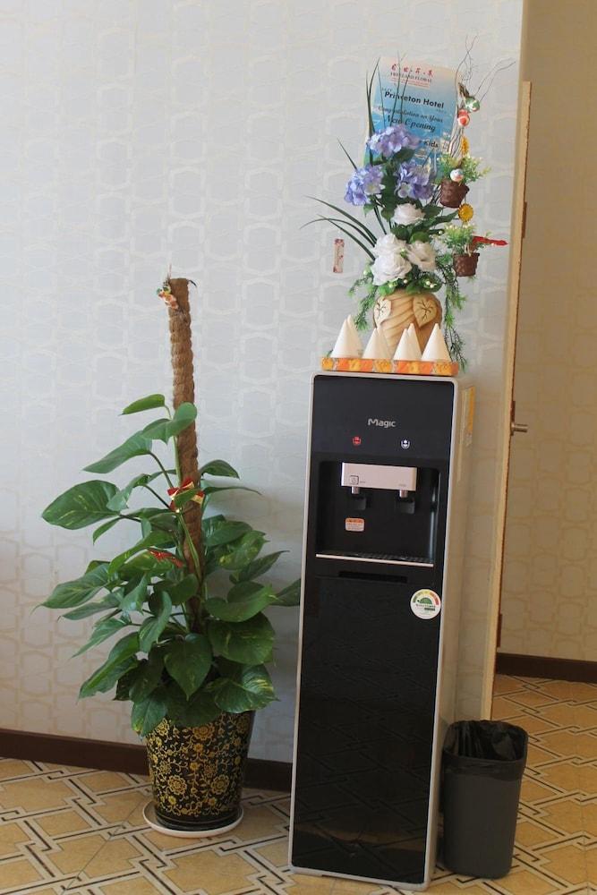 ホテル ザンバーガー ブキット インダー ジョホールバル エクステリア 写真